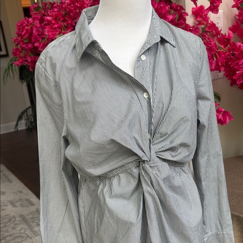 Gap Gray Striped Button-Down Maternity Dress Size… - image 4